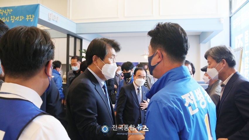 전병용 대전 중구청장 예비후보(더불어민주당) 선거사무소 개소식 모습. / 전국통합뉴스=이승주 기자