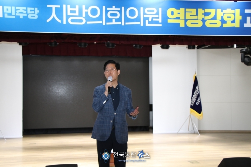 내년 총선승리를 위해 인사말을 하는 양승조 위원장 / 사진 