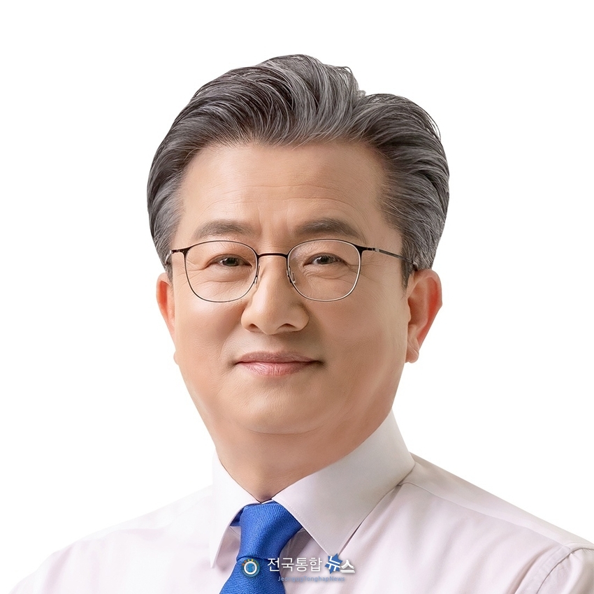 더불어민주당 대전광역시당의 지역위원장의 공석에 정용래 유성구청장을 유성을 지역위원회 직무대행 / 더불어민주당 대전광역시당 공보실 자료제공