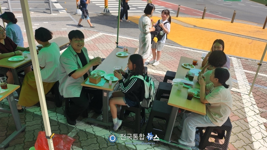 부침개 전도. / 전국통합뉴스=이승주 기자 