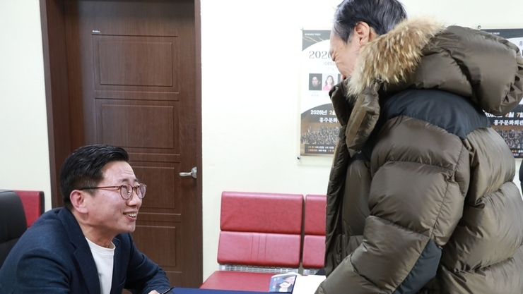 조영종 교육학 박사 『다시, 돌봄의 길 위에서』 북콘서트 홍성에서 열려