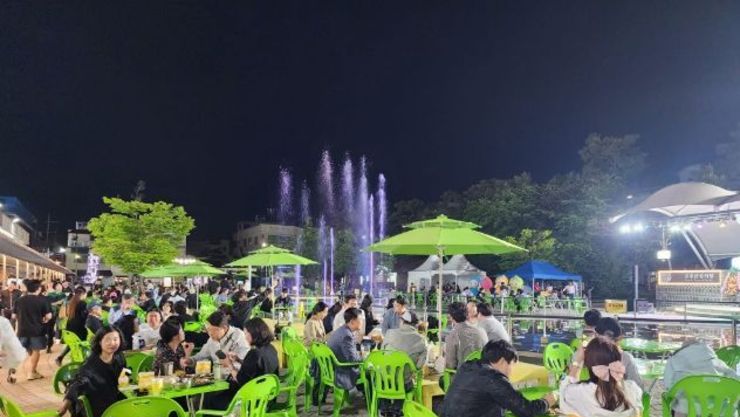 공주 산성시장, ‘2025년 색다른 공주 밤의 유혹’ 개장