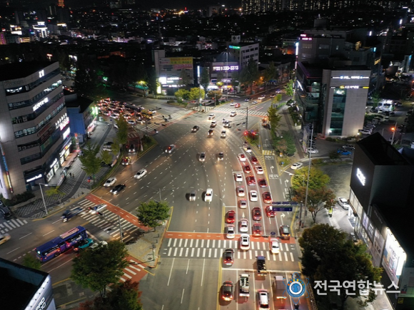 조명탑 중리네거리