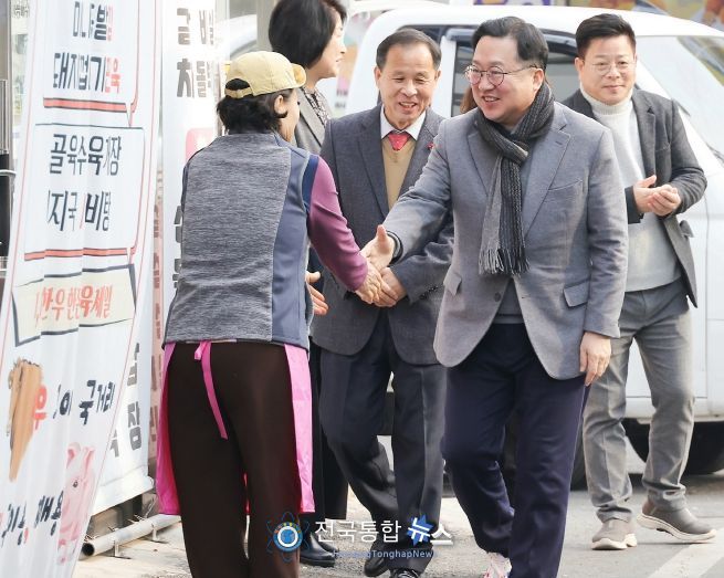 이장우 대전시장, 설맞이 전통시장 방문